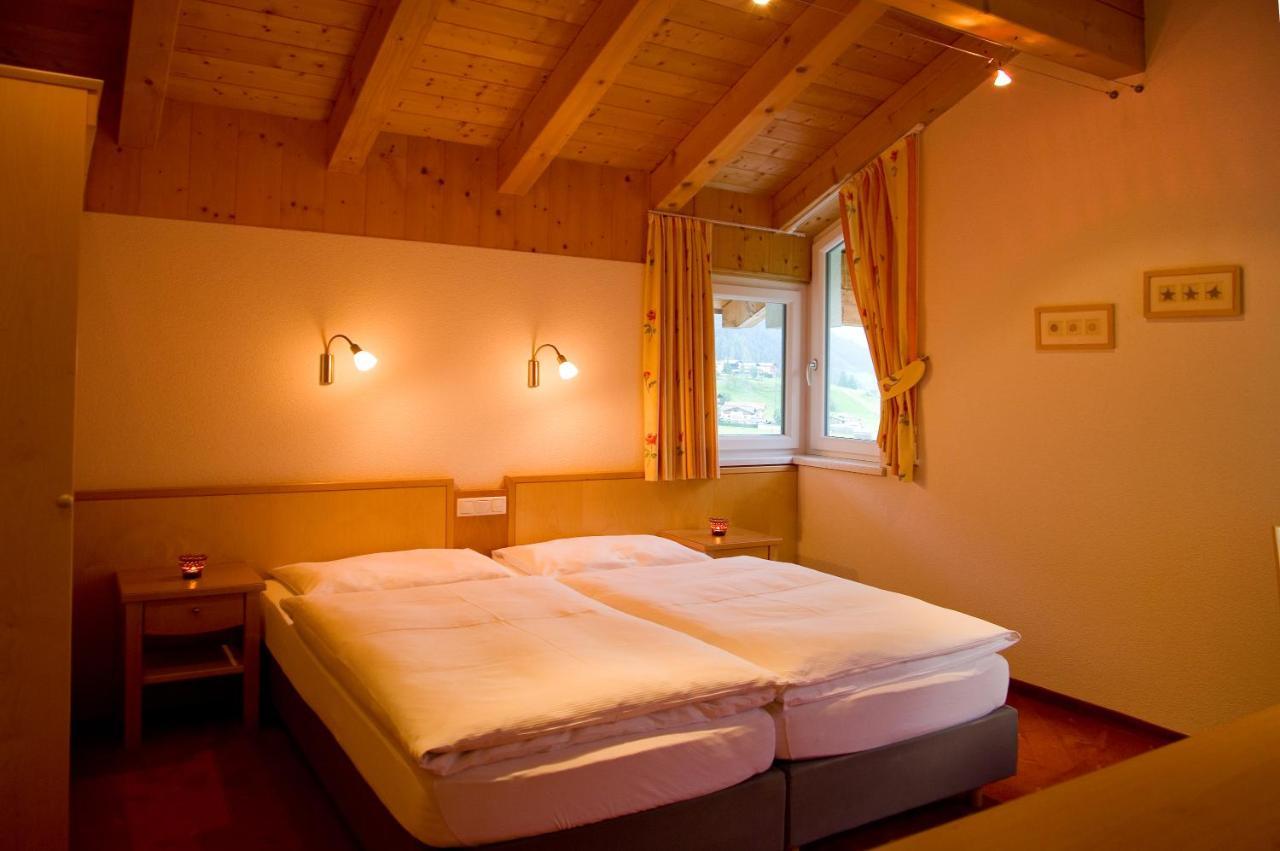 Adrian Bed and Breakfast Σανκτ Αντόν αμ Άλμπεργκ Εξωτερικό φωτογραφία
