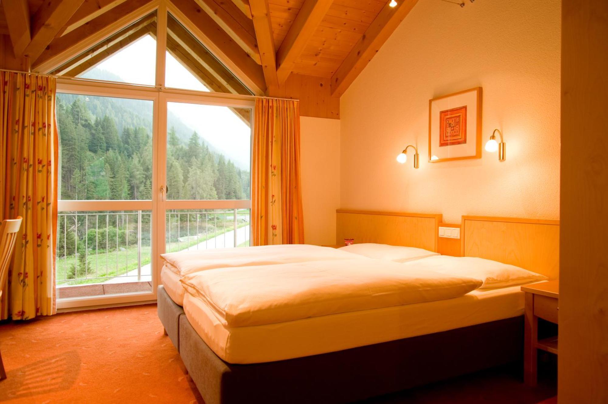 Adrian Bed and Breakfast Σανκτ Αντόν αμ Άλμπεργκ Εξωτερικό φωτογραφία